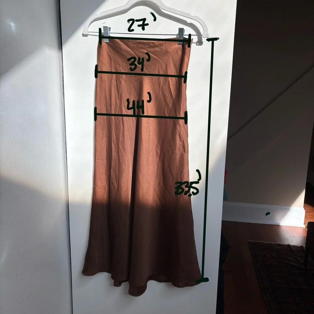 Elegant Brown Maxi Skirt - Picture 2 of 5